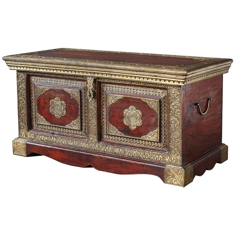 Сундук с латунной чеканкой Kanta Indian Inlaid Chest Латунь Коричневый Сундук с латунной чеканкой Kanta Indian Inlaid Chest Латунь Коричневый в Саратове | Loft Concept