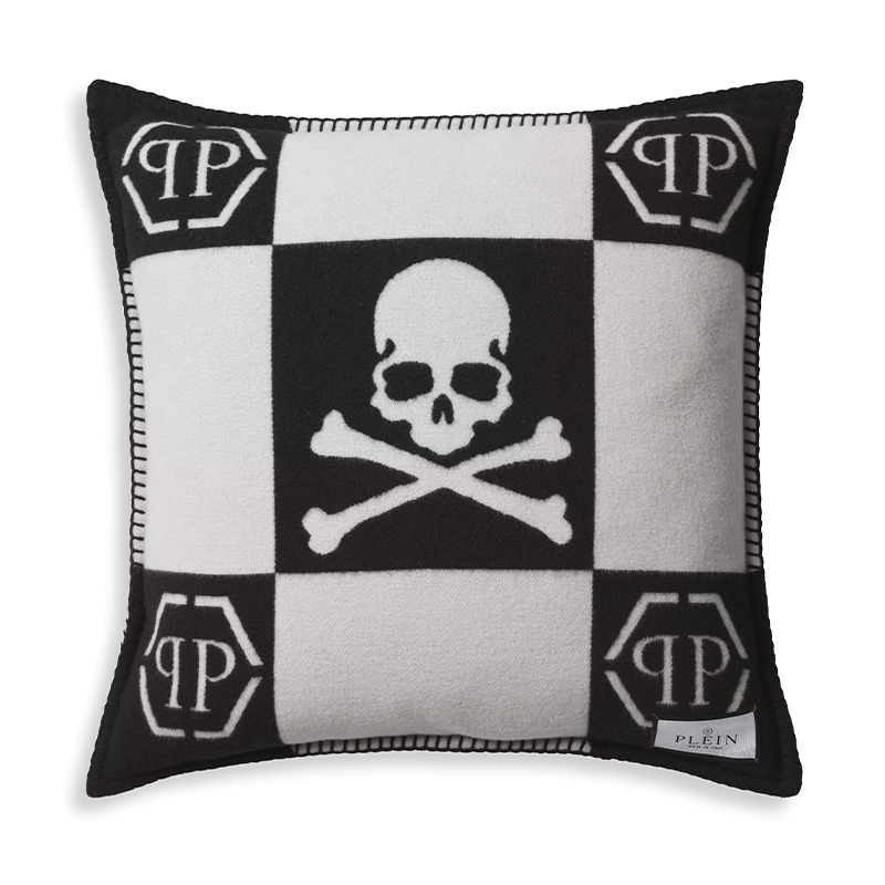 Подушка Philipp Plein Cushion Cashmere Skull 45 x 45 Black Черно-белый в Саратове | Loft Concept 