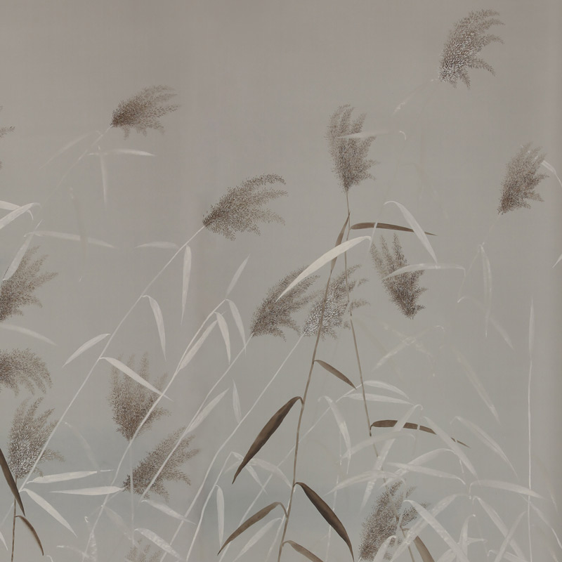 Обои ручная роспись Wild Grasses Special Colourway on Pale Grey dyed silk Обои ручная роспись Wild Grasses Special Colourway on Pale Grey dyed silk в Саратове | Loft Concept
