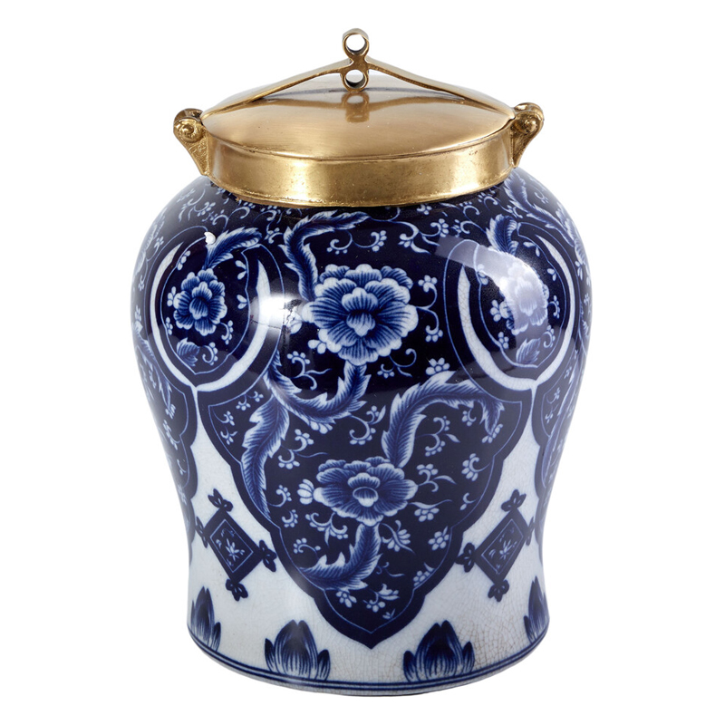 Ваза с насыщенным синим орнаментом и золотой крышкой Blue & White Ornament Белый Синий Золотой Ваза с насыщенным синим орнаментом и золотой крышкой Blue & White Ornament Белый Синий Золотой в Саратове | Loft Concept