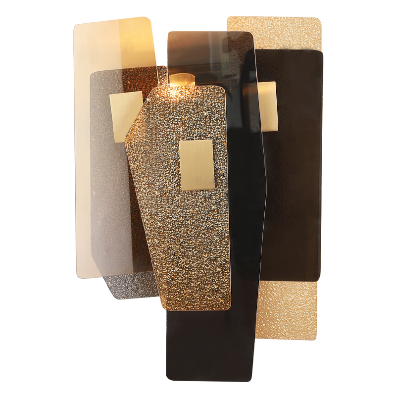 Бра с многослойными стеклянными панелями янтарного и дымчатого цвета Textured Glass Латунь Дымчатый (Smoke) Янтарный Бра с многослойными стеклянными панелями янтарного и дымчатого цвета Textured Glass Латунь Дымчатый (Smoke) Янтарный в Саратове | Loft Concept