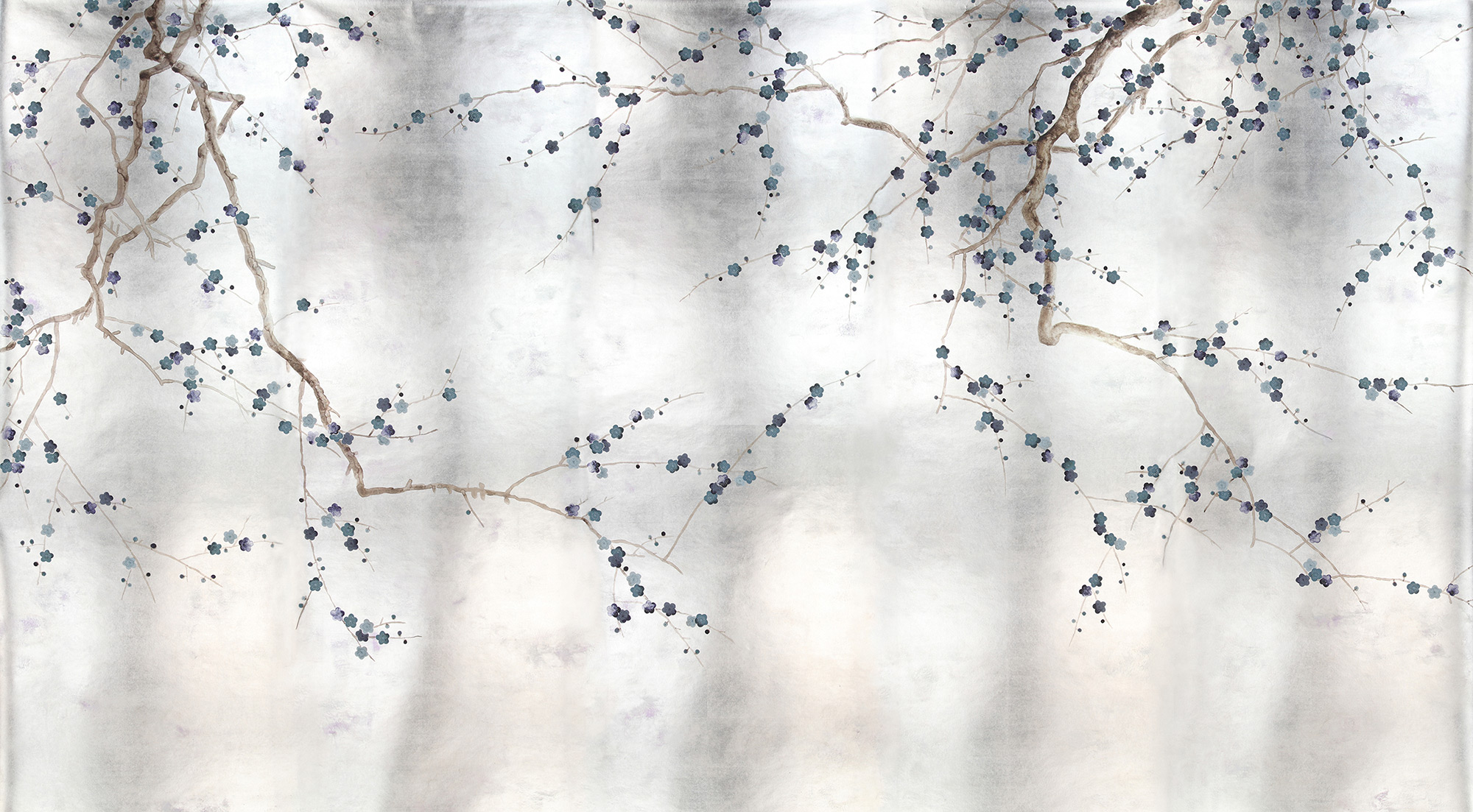 Обои ручная роспись Plum Blossom Colourway SC-81 on Tarnished Silver gilded paper with d?sargenter pearlescent antiquing Обои ручная роспись Plum Blossom Colourway SC-81 on Tarnished Silver gilded paper with d?sargenter pearlescent antiquing - постер Loft-Concept в Саратове