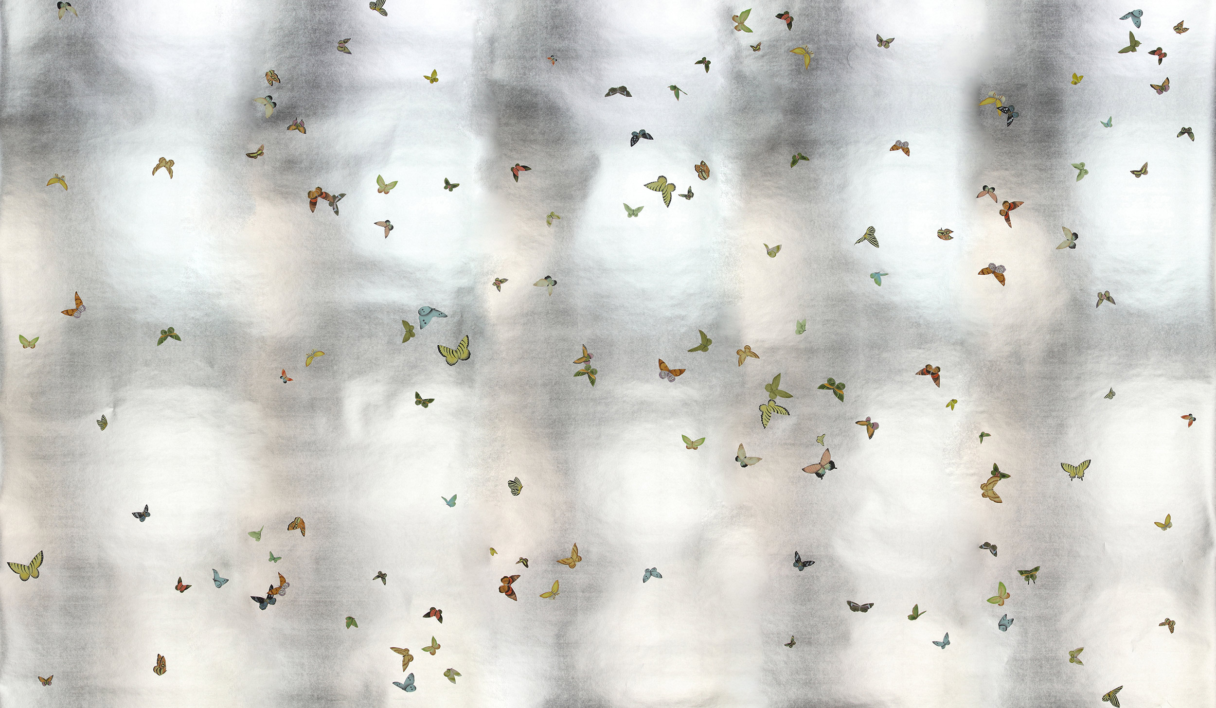 Обои ручная роспись Butterflies Emerald on Tarnished Silver gilded paper Обои ручная роспись Butterflies Emerald on Tarnished Silver gilded paper - постер Loft-Concept в Саратове