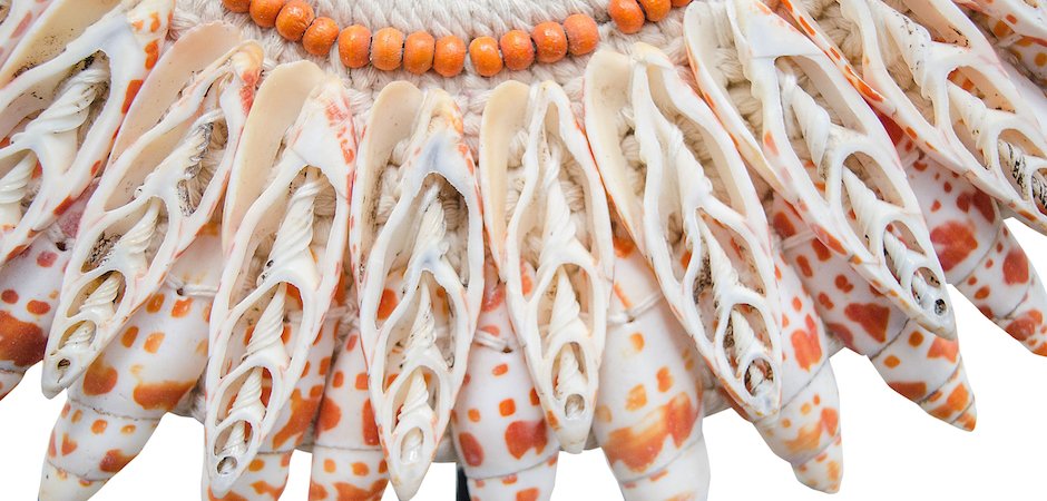 Ожерелье из ракушек на подставке SHELL NECKLACE Ожерелье из ракушек на подставке SHELL NECKLACE - Loft-Concept в Саратове