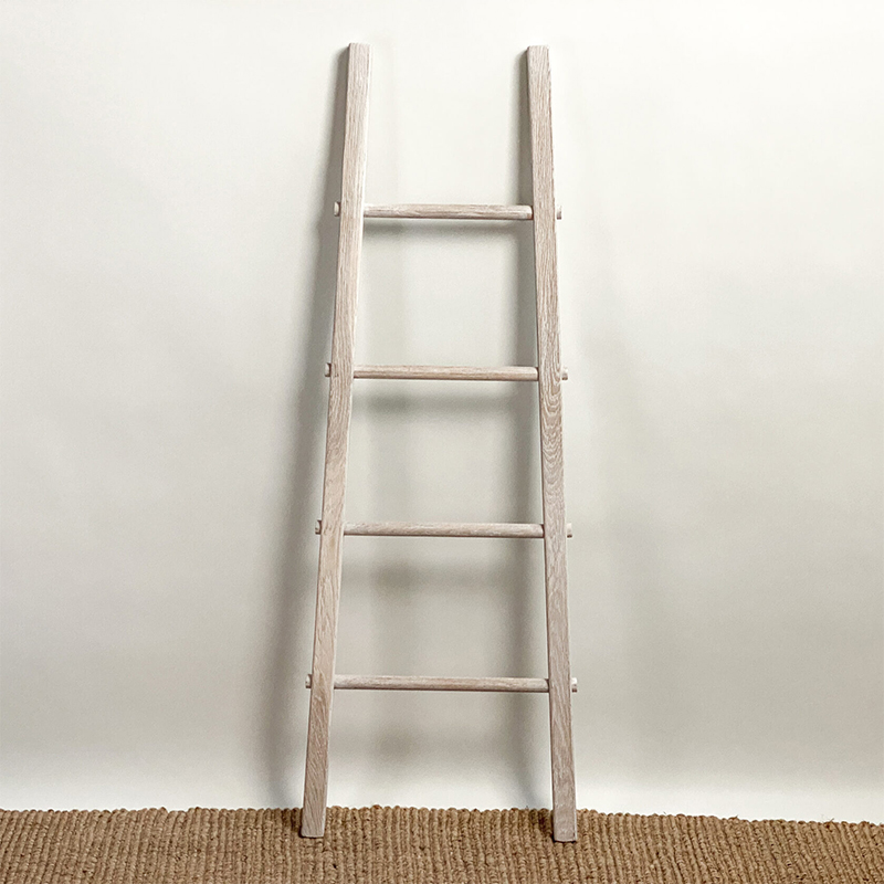 Лестница-вешалка Josip Hanger Ladder Белый дуб в Саратове | Loft Concept 