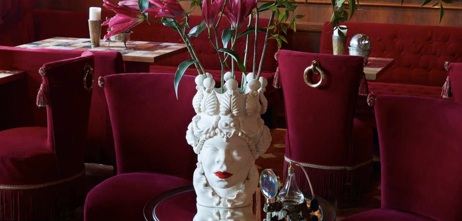 Ваза VASE MORO LADY LIPSTICK Ваза VASE MORO LADY LIPSTICK - Loft-Concept в Саратове