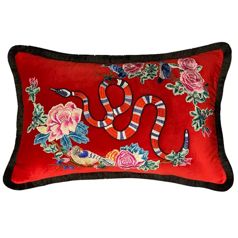 Декоративная подушка с вышивкой стиль Gucci Змея Micrurus Pillow Красная Красный Мульти в Саратове | Loft Concept 