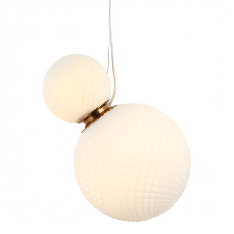 Подвесной светильник Perforated Bubbles с белым плафоном Латунь Белый Подвесной светильник Perforated Bubbles с белым плафоном Латунь Белый в Саратове | Loft Concept