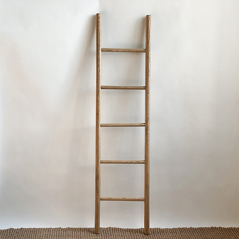 Лестница-вешалка Kenji Hanger Ladder Древесина в Саратове | Loft Concept 