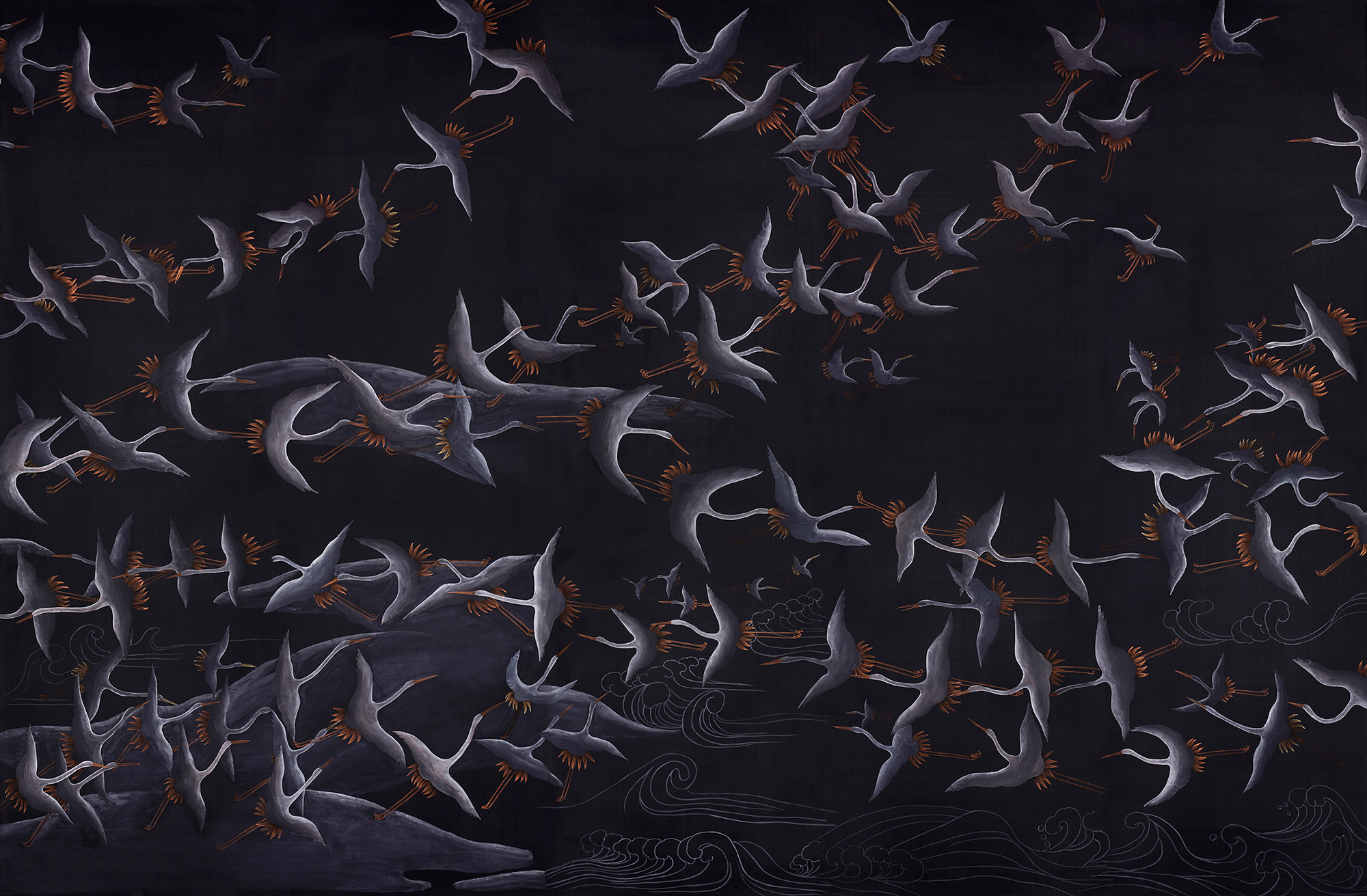Обои ручная роспись Cranes Scroll Limewash on Pitch dyed silk Обои ручная роспись Cranes Scroll Limewash on Pitch dyed silk - постер Loft-Concept в Саратове