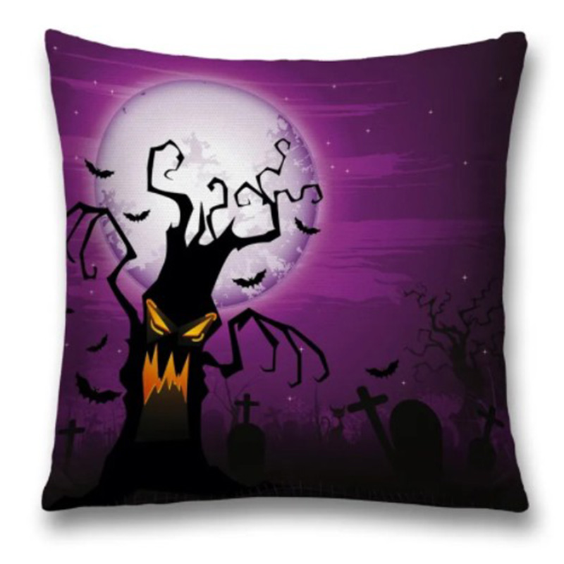 Подушка Halloween Terrible Tree Черный Пурпурно-фиолетовый в Саратове | Loft Concept 