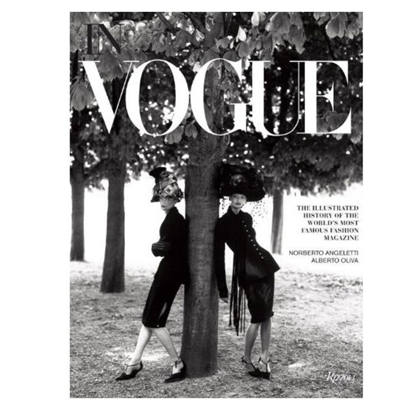 In Vogue: An Illustrated History of the World`s Most Famous Fashion Magazine  в Саратове | Loft Concept 