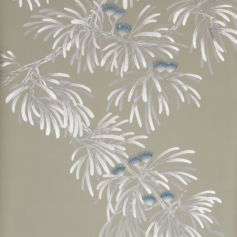 Обои ручная роспись Silk Tree Special Colourway on Pale Grey dyed silk Обои ручная роспись Silk Tree Special Colourway on Pale Grey dyed silk в Саратове | Loft Concept