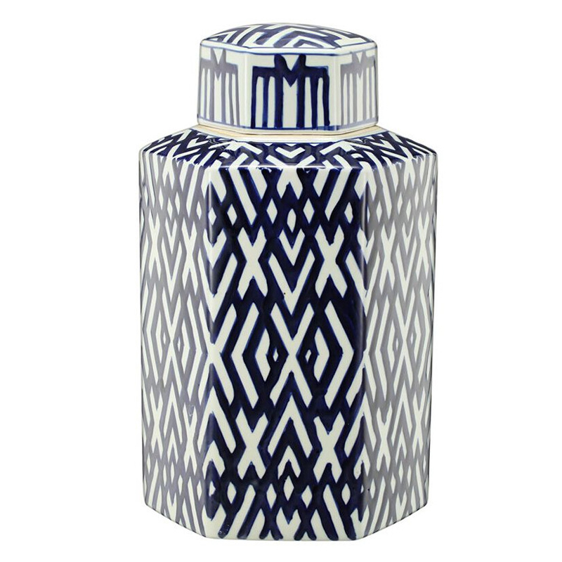 Ваза с крышкой и графическим узором в сине-белых цветах Blue & White Ornament Белый Синий Ваза с крышкой и графическим узором в сине-белых цветах Blue & White Ornament Белый Синий в Саратове | Loft Concept