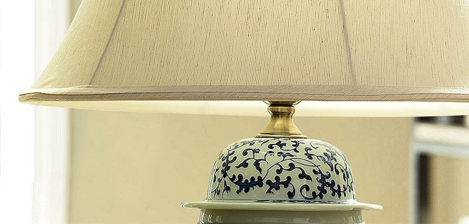 Настольная керамическая лампа с узором Kelly - Loft-Concept в Саратове