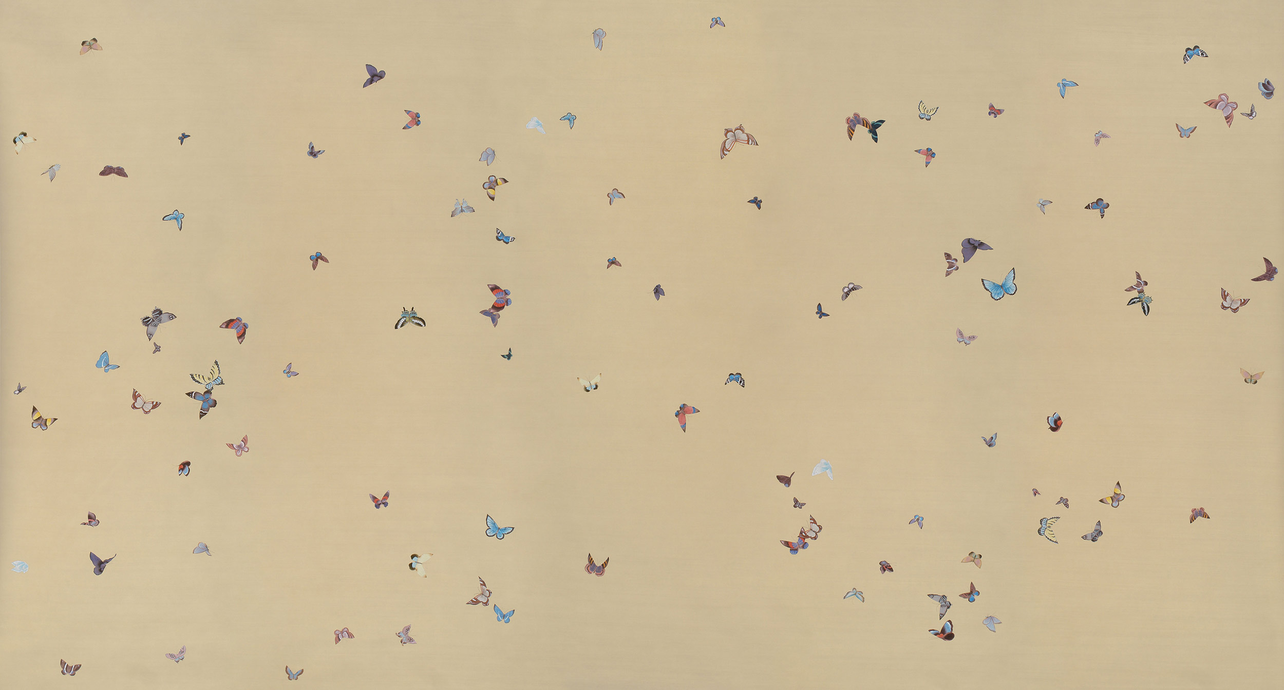 Обои ручная роспись Butterflies Icarus on New Faint Gold metallic silk Обои ручная роспись Butterflies Icarus on New Faint Gold metallic silk - постер Loft-Concept в Саратове