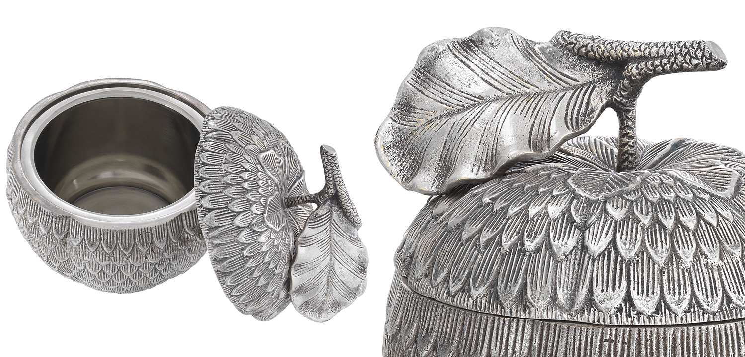 Шкатулка Eichholtz Box Custard Apple Silver Шкатулка Eichholtz Box Custard Apple Silver - Loft-Concept в Саратове
