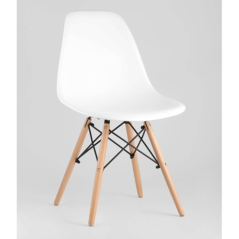 Пластиковый стул на ножках из массива бука Eames White  Белый Древесина в Саратове | Loft Concept 