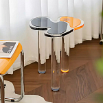 Дизайнерский журнальный стол с фигурной столешницей на 3-х прозрачных ножках Rahakif варинант исполнения - 1 | Loft Concept в Саратове