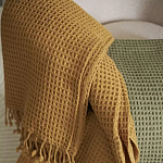 Плед из шерсти цвета охры с бахарамой Waffle Comfort варинант исполнения - 4 | Loft Concept в Саратове