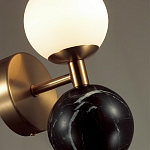 Бра с шарообразным матовым плафоном и шаром из камня на металлическом основании Orb Essence варинант исполнения - 9 | Loft Concept в Саратове