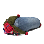 Подушка из джинсовой одежды и вязания Heart&Brain варинант исполнения - 2 | Loft Concept в Саратове