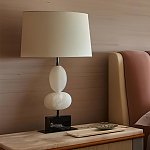 Настольная лампа на фигурном мраморном основании Conundrum варинант исполнения - 4 | Loft Concept в Саратове