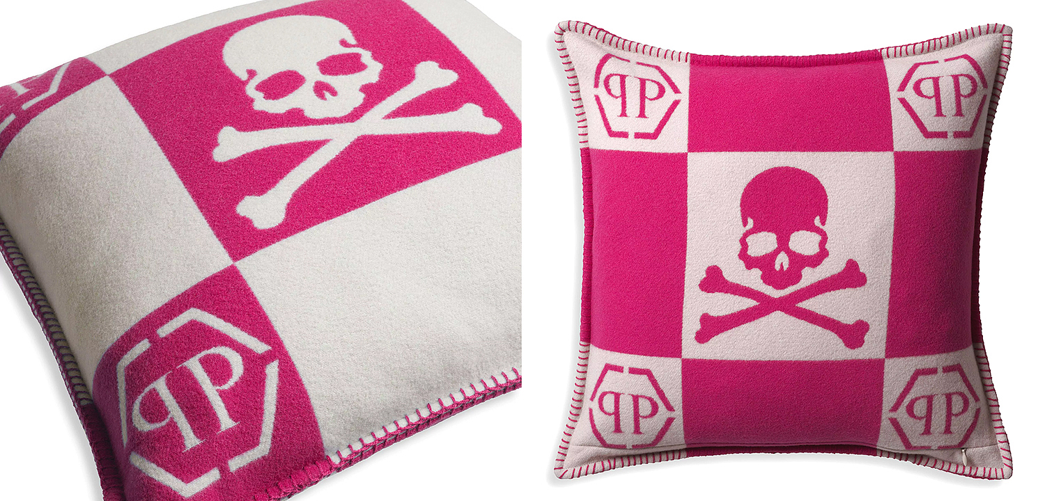 Подушка Philipp Plein Cushion Cashmere Skull 45 x 45 Pink Подушка Philipp Plein Cushion Cashmere Skull 45 x 45 Pink - Loft-Concept в Саратове