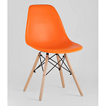 Пластиковый стул на ножках из массива бука Eames Orange варинант исполнения - 1 | Loft Concept в Саратове