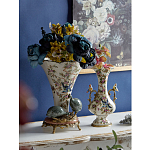 Ваза белого цвета из фарфора с цветочным рисунком и бронзовыми ручками с фигурками птиц Eden Garden porcelain and bronze варинант исполнения - 6 | Loft Concept в Саратове