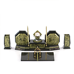 Настольный письменный набор из змеевика с часами и таблетницей Successful Leader варинант исполнения - 1 | Loft Concept в Саратове