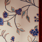 Обои с вышивкой ручной работы Flora Catherine colourway on Liso Pearl wool sateen варинант исполнения - 4 | Loft Concept в Саратове