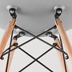 Пластиковый стул на ножках из массива бука Eames Cappuccino варинант исполнения - 9 | Loft Concept в Саратове