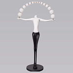 Торшер черно-белая статуэтка Девушка Girl Carries Light Balls варинант исполнения - 4 | Loft Concept в Саратове