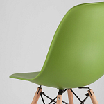 Пластиковый стул на ножках из массива бука Eames Green варинант исполнения - 3 | Loft Concept в Саратове