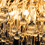 Люстра подвесная с прозрачными стеклянными подвесками в форме капель Диаметр 100 см Droplet Chandelier варинант исполнения - 10 | Loft Concept в Саратове