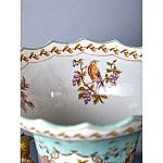 Ваза из голубого фарфора с рисунком птиц и цветов и декоративными элементами Blue Garden варинант исполнения - 8 | Loft Concept в Саратове