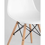 Пластиковый стул на ножках из массива бука Eames White  варинант исполнения - 2 | Loft Concept в Саратове