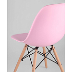 Пластиковый стул на ножках из массива бука Eames Pink варинант исполнения - 3 | Loft Concept в Саратове