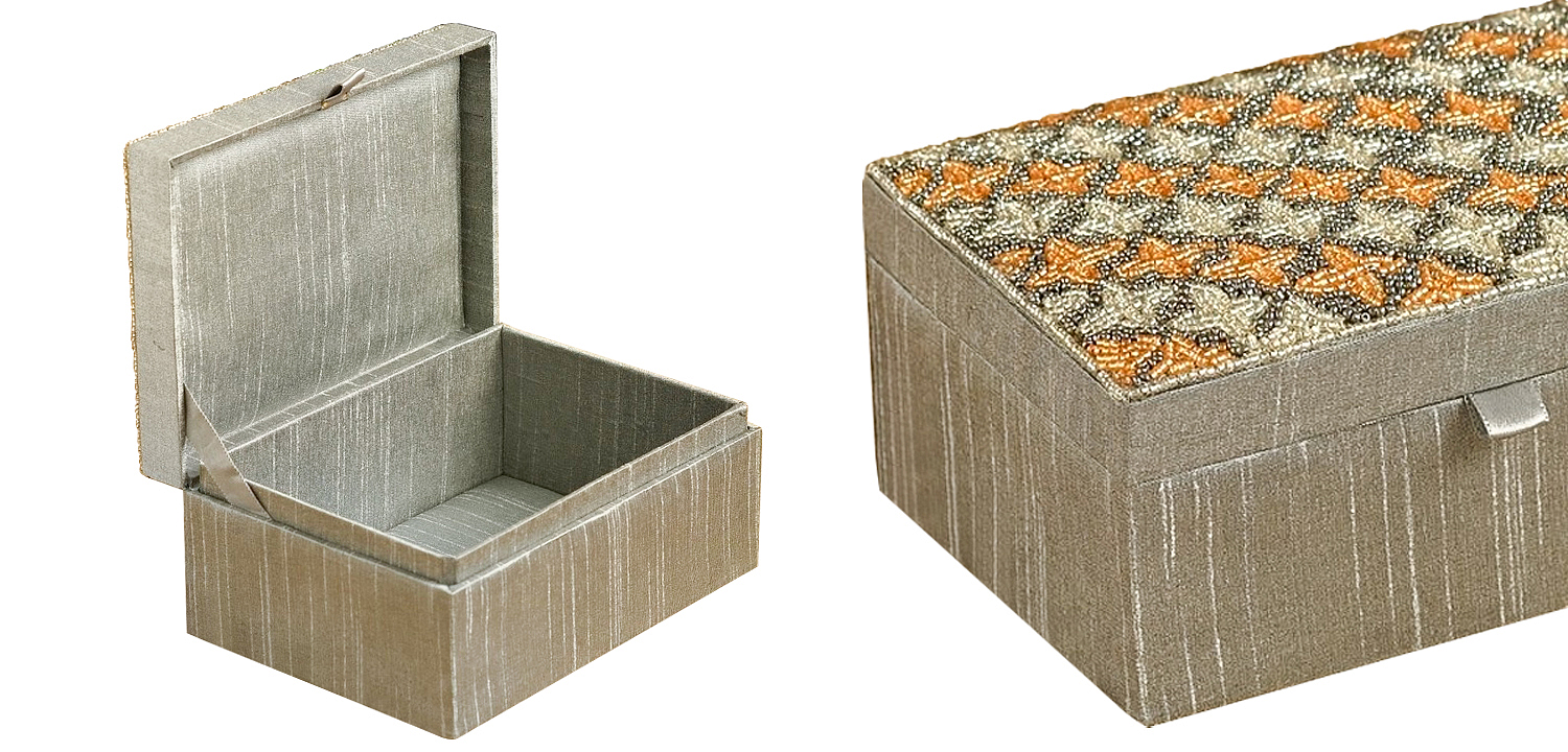 Шкатулка с вышивкой из бисера Sutara Beads Embroidery Box Шкатулка с вышивкой из бисера Sutara Beads Embroidery Box - Loft-Concept в Саратове