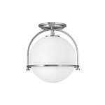 Потолочный светильник с плафоном в форме белого матового шара Hinkley варинант исполнения - 7 | Loft Concept в Саратове