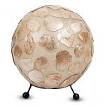 Настольная лампа из перламутра на металлическом каркасе Indonesian Circle варинант исполнения - 2 | Loft Concept в Саратове