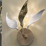 Бра с декоративными белыми и золотыми листьями на текстурном основании Wintery flovers варинант исполнения - 4 | Loft Concept в Саратове