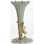 Ваза зеленая фарфоровая с волнистым краем с бронзовой фигуркой журавля Eden Garden  варинант исполнения - 3 | Loft Concept в Саратове