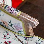 Диван из натурального бука бежевый с изображением птиц и цветов Beige Green Chinoiserie Garden Sofa варинант исполнения - 4 | Loft Concept в Саратове