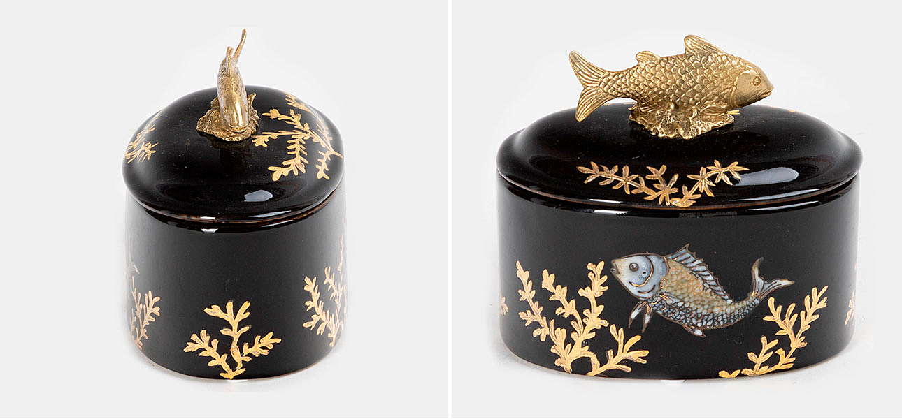 Шкатулка черная фарфоровая Золотая Рыбка Gold fish Шкатулка черная фарфоровая Золотая Рыбка Gold fish - Loft-Concept в Саратове