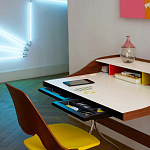 Письменный стол с 2-мя чёрными выдвижными ящиками и нишей с цветными разделителями Ballan варинант исполнения - 6 | Loft Concept в Саратове