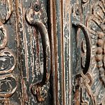 Индийский шкаф с орнаментом резьба из дерева Indian Antique Furniture  варинант исполнения - 5 | Loft Concept в Саратове