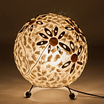 Настольная лампа из перламутра на металлическом каркасе Indonesian Ball варинант исполнения - 4 | Loft Concept в Саратове