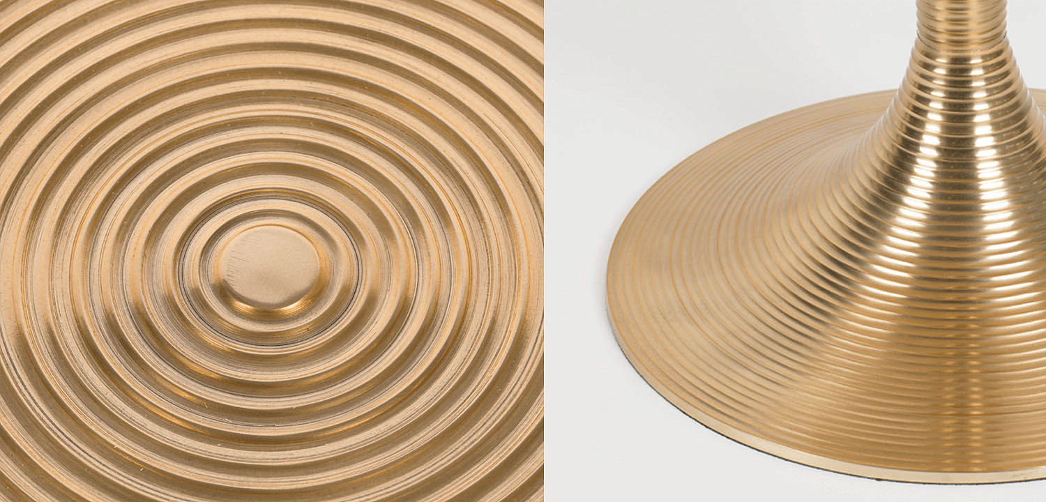 Кофейный столик HYPNOTISING ROUND COFFEE TABLE GOLD BM23002 Bold Monkey Кофейный столик HYPNOTISING ROUND COFFEE TABLE GOLD BM23002 Bold Monkey - Loft-Concept в Саратове